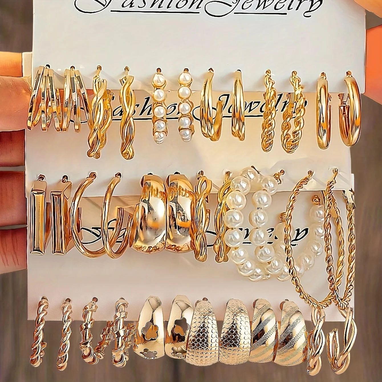 Fashion Geometric Hoop Earring Twisted Pattern Multi-Element Inlaid Imitation Pearl C-shaped Earring Women's Daily Party Jewelry