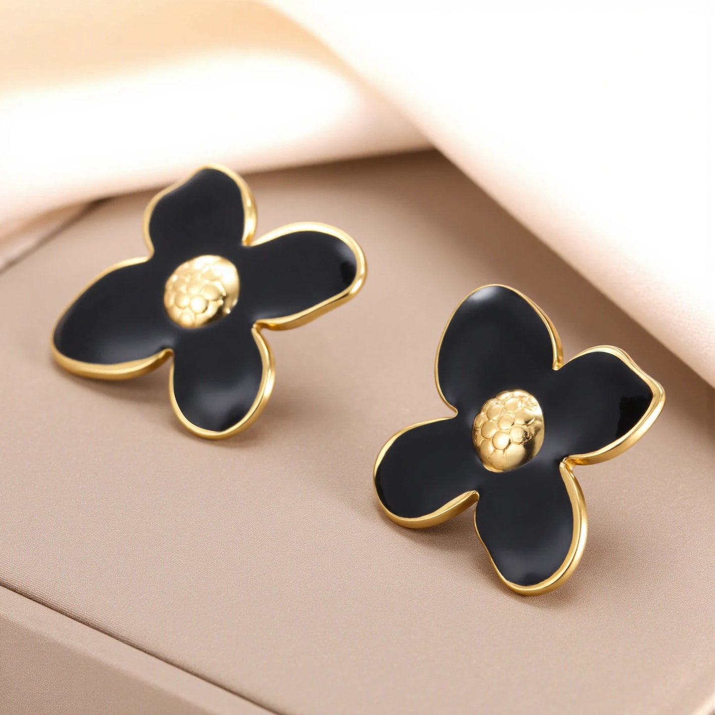 Cazador 2Pcs Flower Women's Earrings Stainless Steel Stud Earrings Jewelry Trend 2025 Party Wedding Birthday Gifts New Wholesale
