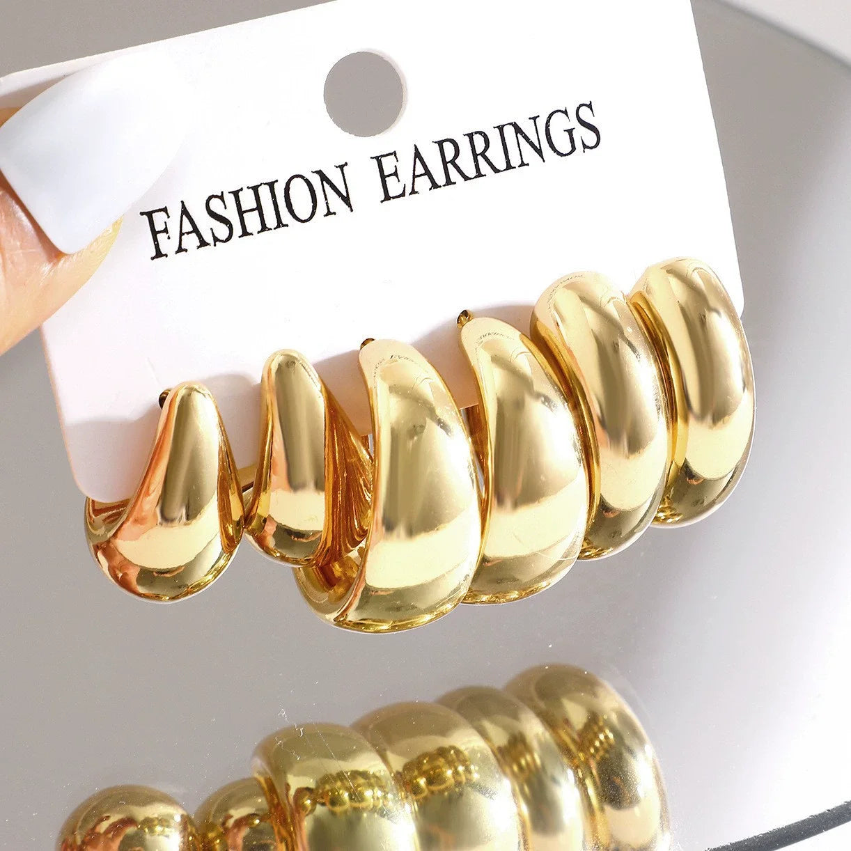 18 Pcs/Set Large C-Shape Teardrop Hoop Earrings for Women Fashion Gold Color Exaggerated Twist Earring Daily Wear Jewelry Gifts